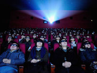 映画館で座る席から人付き合いの傾向がわかる図がよく当たると話題 - NAVER まとめ