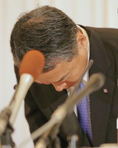 阪急阪神ホテルズ社長が辞任、食材偽装で引責 : 社会 : YOMIURI ONLINE（読売新聞）