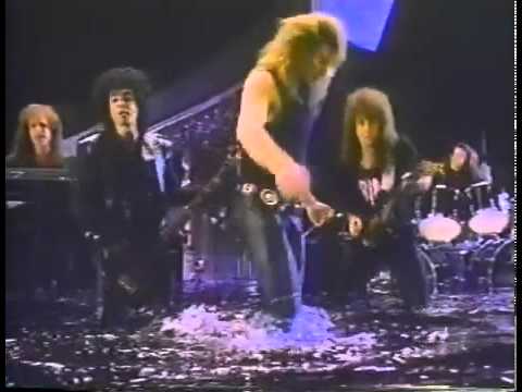 BON JOVI AXIA TV CF .flv - YouTube