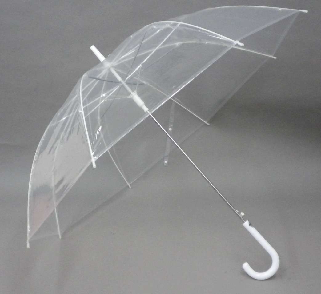 これが日本のおもてなし？傘のポイ捨てマナーが悪く危険だと話題に