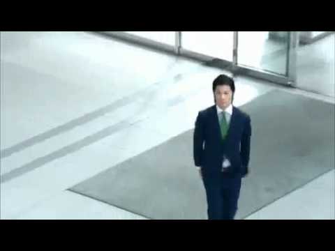 玉山鉄二 CM ロッテ ACUO「喜びダンス」篇 - YouTube