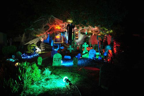 アメリカのハロウィンの飾り付けが凄すぎる…