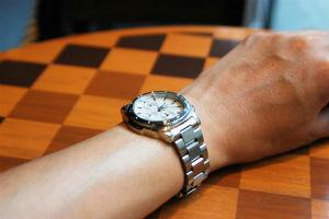 社会人は、職場にいくらの腕時計を着けていってる？ - Ameba News [アメーバニュース]