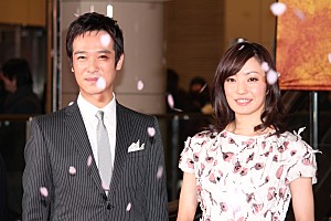 芸能界最強ダブルインカム!堺雅人&菅野美穂「6億円」の共稼ぎ