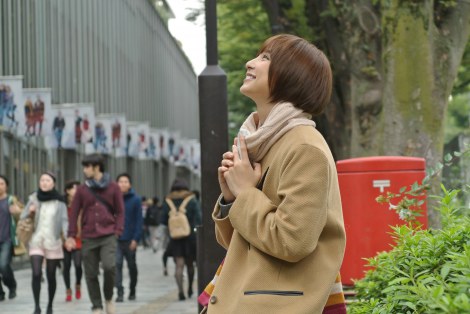 篠田麻里子＆サッカー日本代表の柿谷曜一朗（セレッソ大阪）、「年賀はがき」の顔に起用！