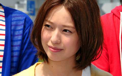 戸田恵梨香と交際報道の“前髪クネ男”勝地涼 実はAKB48大島優子を狙っていた!