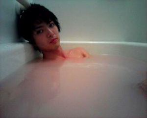 特撮俳優の齋藤ヤスカさん「父が山で遭難しました！捜索費1日50万です至急募金お願いします！」→大炎上