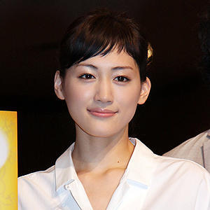 NHKが激怒!『八重の桜』低視聴率で綾瀬はるかが会見拒否