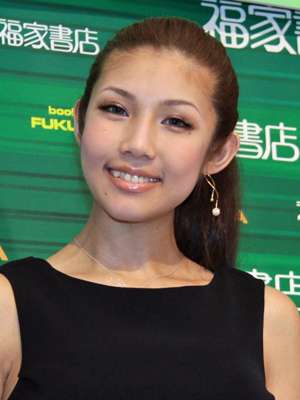 今井メロ、自身のグラビアの無断掲載にコメント - シネマトゥデイ