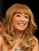 浜崎あゆみがチャリティーTシャツを発売、しかし「売上すべてを寄付するわけではない？」と噂が広まり大炎上  |  毒女ニュース