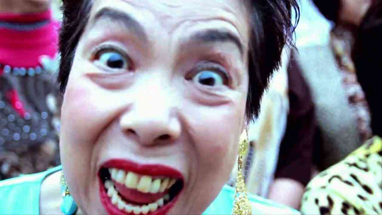 オバチャーン「オバチャーンのテーマ」Obachaaan" The theme of Obachaaan - YouTube