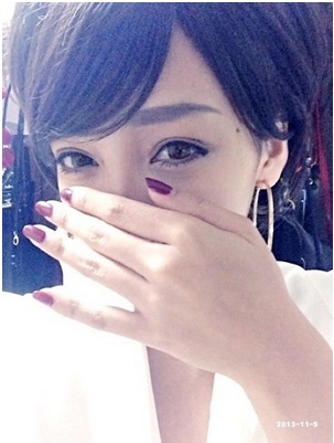 ざわちんのメイクで米倉涼子に変身したmisonoをご覧ください