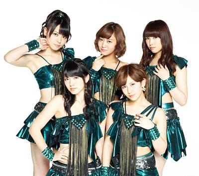 ℃-ute、ふんどし一丁のバナナマン日村勇紀のバックダンサーをやらされるww