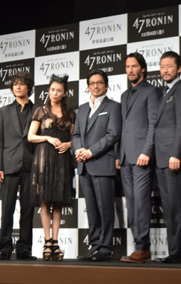 赤西仁『47RONIN』会見でジャニーズのWEB露出規制にキアヌ・リーブスが大困惑