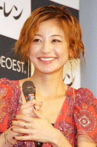 早乙女太一、「10歳下の妹がいるので、赤ちゃんは慣れてます。懐かしい感じがしますね」と父の顔を覗かせる