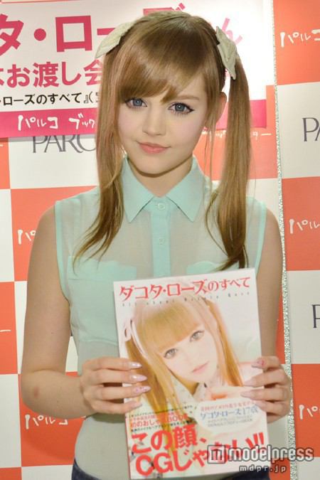この違和感はいったい…人形にしか見えない世界の美女たちの写真いろいろ