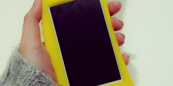 このiPhoneカバーぶっ飛びすぎだろ！wwどこで売ってるんだww