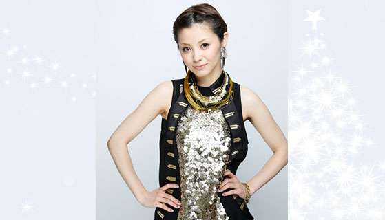 最新の松浦亜弥さんをご覧ください