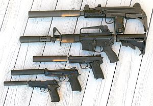 サプレッサー - Wikipedia