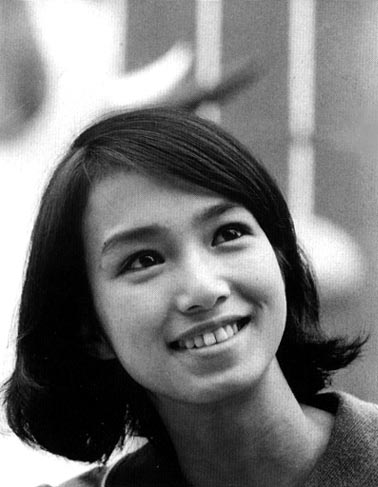 【女性限定】若かりし頃の歌手や女優さん画像