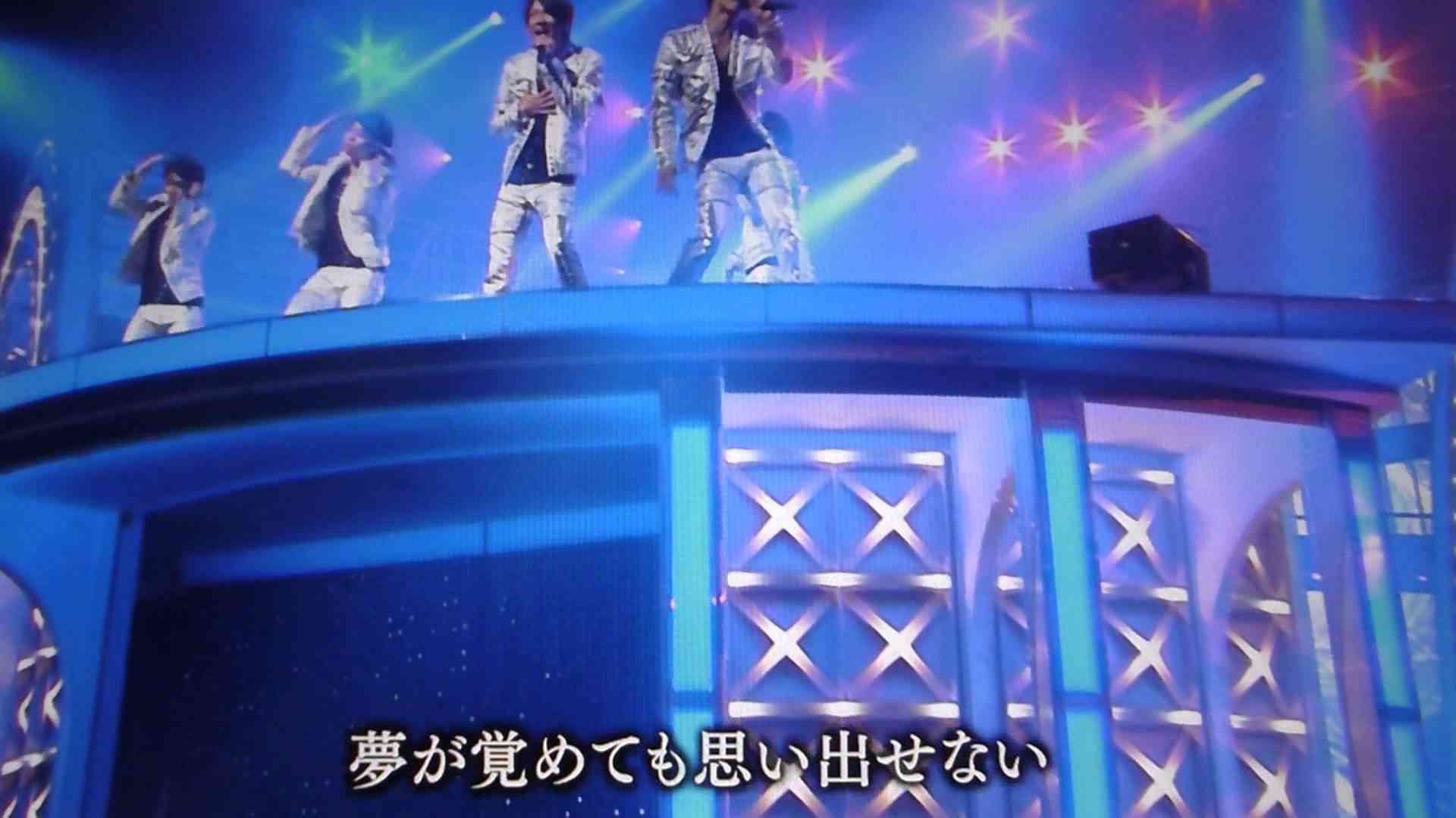嵐　2013年　紅白歌合戦 - YouTube