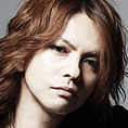 VAMPS最高！40歳を超えたHYDEの顔面が宇宙一カッコイイと話題に - NAVER まとめ