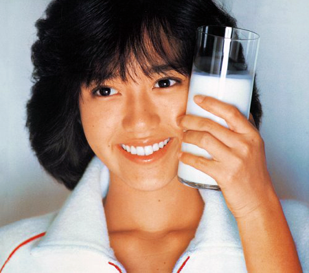 【女性限定】若かりし頃の歌手や女優さん画像