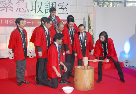 天海祐希、10年ぶり短髪を共演者が絶賛「武士の顔」「超男前」