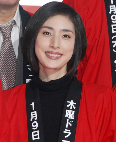 天海祐希、10年ぶり短髪を共演者が絶賛「武士の顔」「超男前」