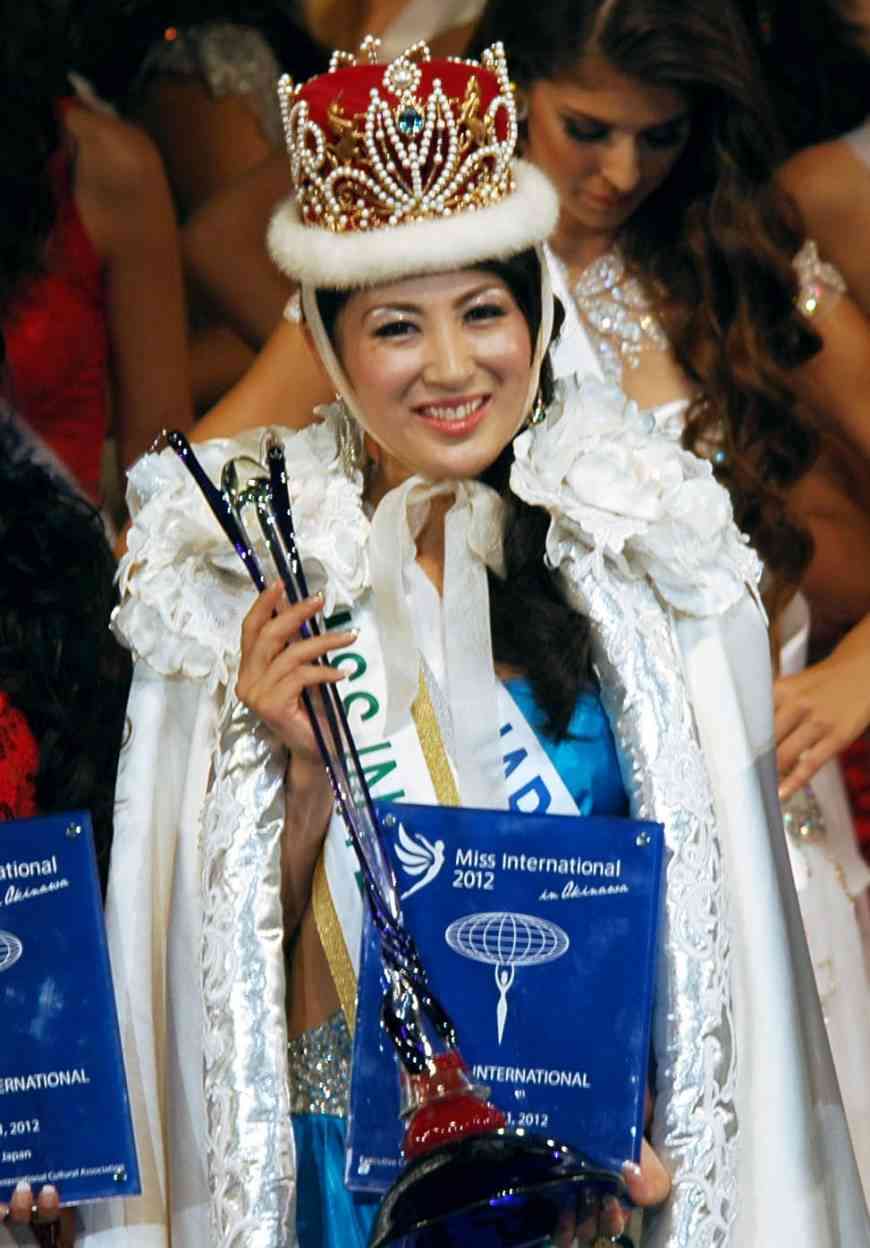 Celebrity stands up to talent agency 'stalker' | The Japan Times