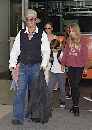 ジョニー・デップが米女優アンバー・ハードと婚約