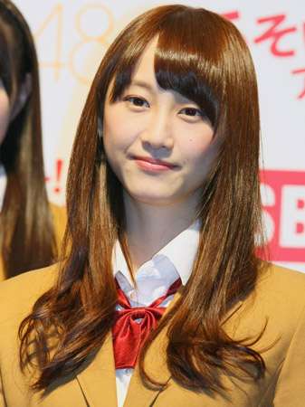 SKE48松井玲奈、人生初の茶髪披露「浮いてないかな」