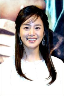 【女性限定】若かりし頃の歌手や女優さん画像