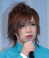 ゴールデンボンバー 鬼龍院翔　ツイッターやめブログに専念「気軽さがあっていい」