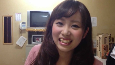 人気読モ・本田桃子がバカリズムに「やかましいわ！」…「有吉反省会」のスタジオが凍りつく