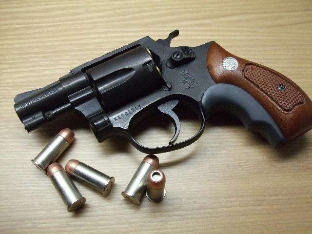 【米国】4歳男児、4歳のいとこに銃で撃たれて死亡