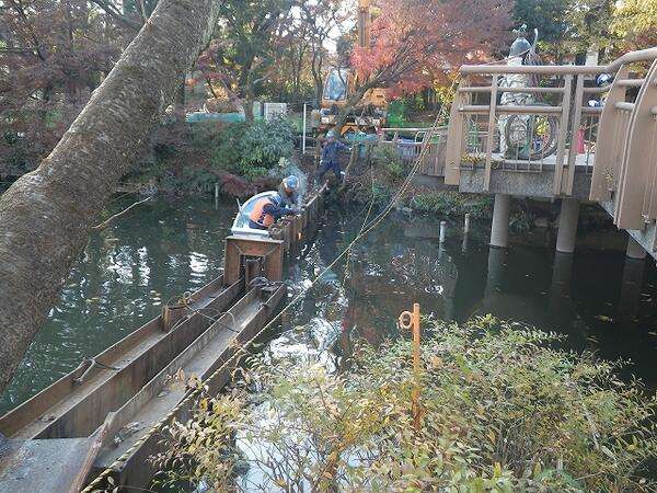 井の頭公園の池をかいぼりしたら、自転車が次々と - Togetterまとめ