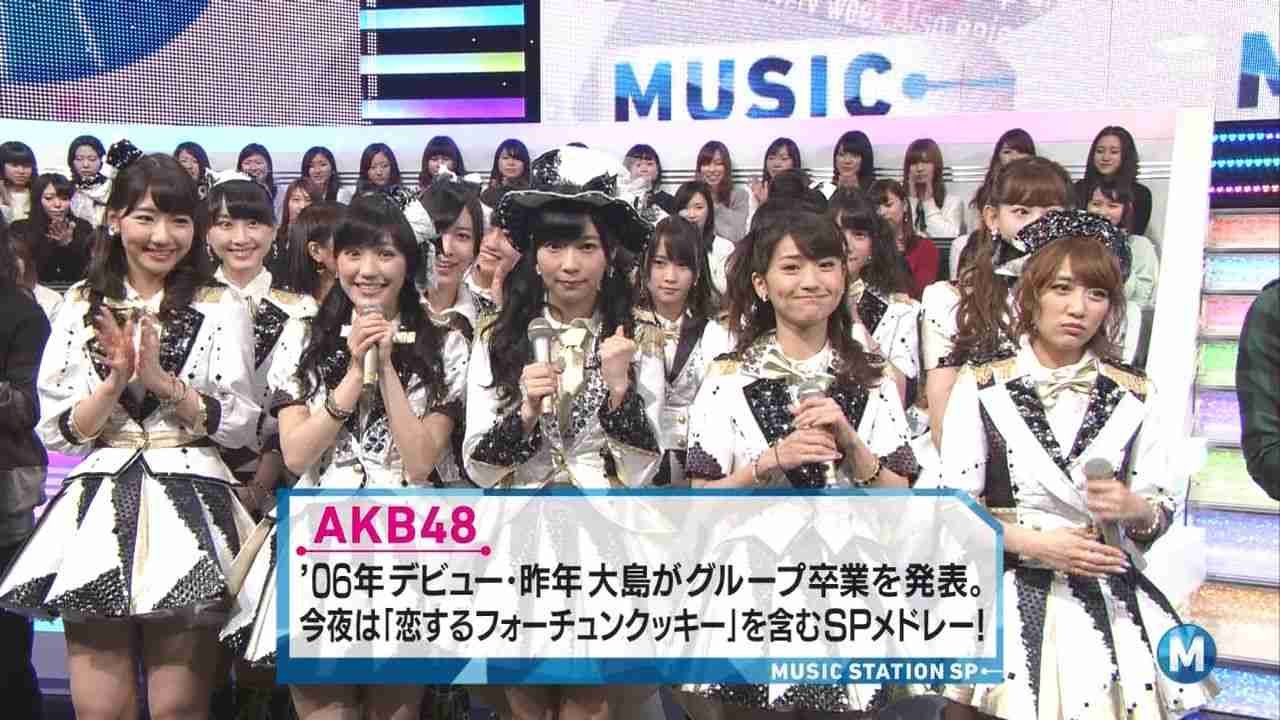 また渡辺麻友と指原莉乃がこっち見てる