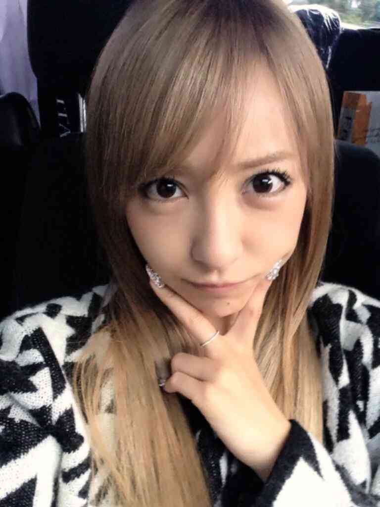 まさに整形級!メザイクを使って「くっきり涙袋」を作る簡単テク