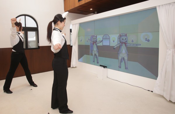 ネコの気持ちを体験できる「レストラン モンプチ」東京・麻布に期間限定オープン