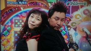 お笑い芸人・椿鬼奴さんが弓道着で矢を放つ瞬間、めっちゃ美しい…
