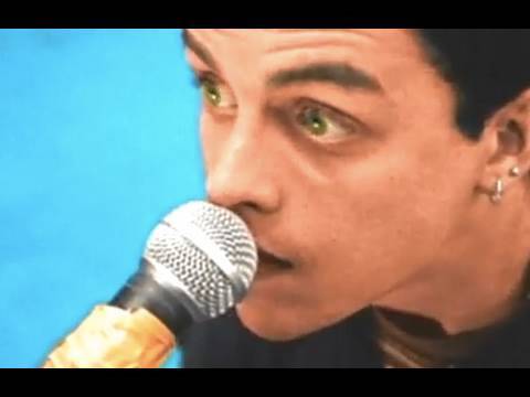 Green Day - Basket Case [Official Music Video] - YouTube