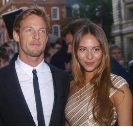 道端ジェシカ＆F1レーサーのジェンソン・バトンに婚約報道！現地メディアが報じる