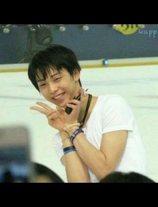 羽生結弦選手の為にディズニーが「羽生くんコーナー」を作るw