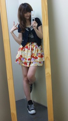 スニーカーに合うファッション！