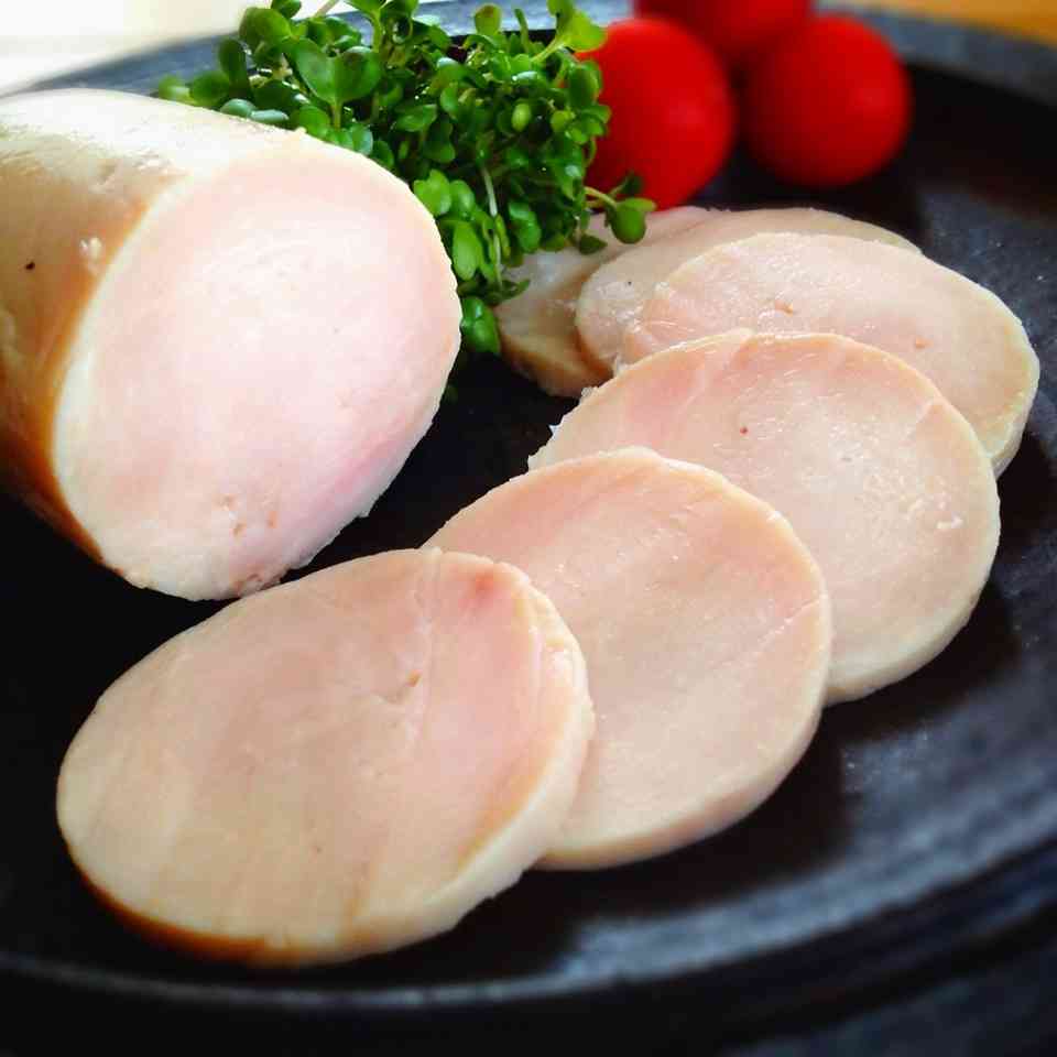 食費節約のために活用したい3大食材 …1位「もやし」・2位「豆腐」・3位「鶏むね肉」