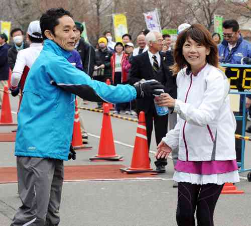 ソチ五輪キャスター高橋尚子さん、「実は美人」と記者やカメラマンから評判!