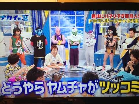 NHK「穴掘り大会」のニュースに変なの映っていると話題にww