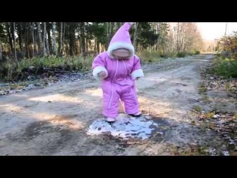 氷の上での初体験 - YouTube