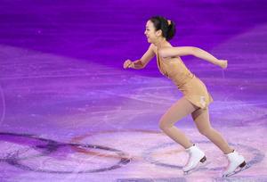 浅田真央、笑顔で締めくくり　フィギュアエキシビション：朝日新聞デジタル